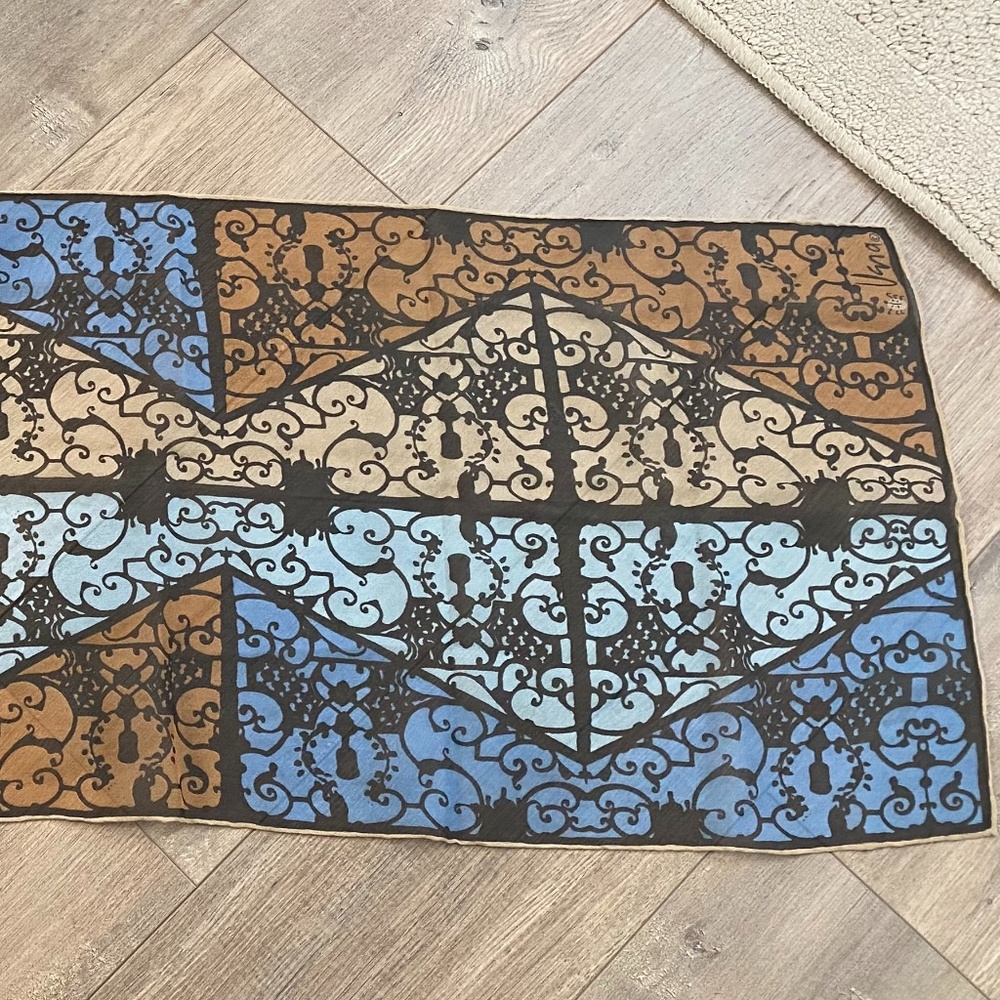 Vintage Vera Neumann scarf head wrap